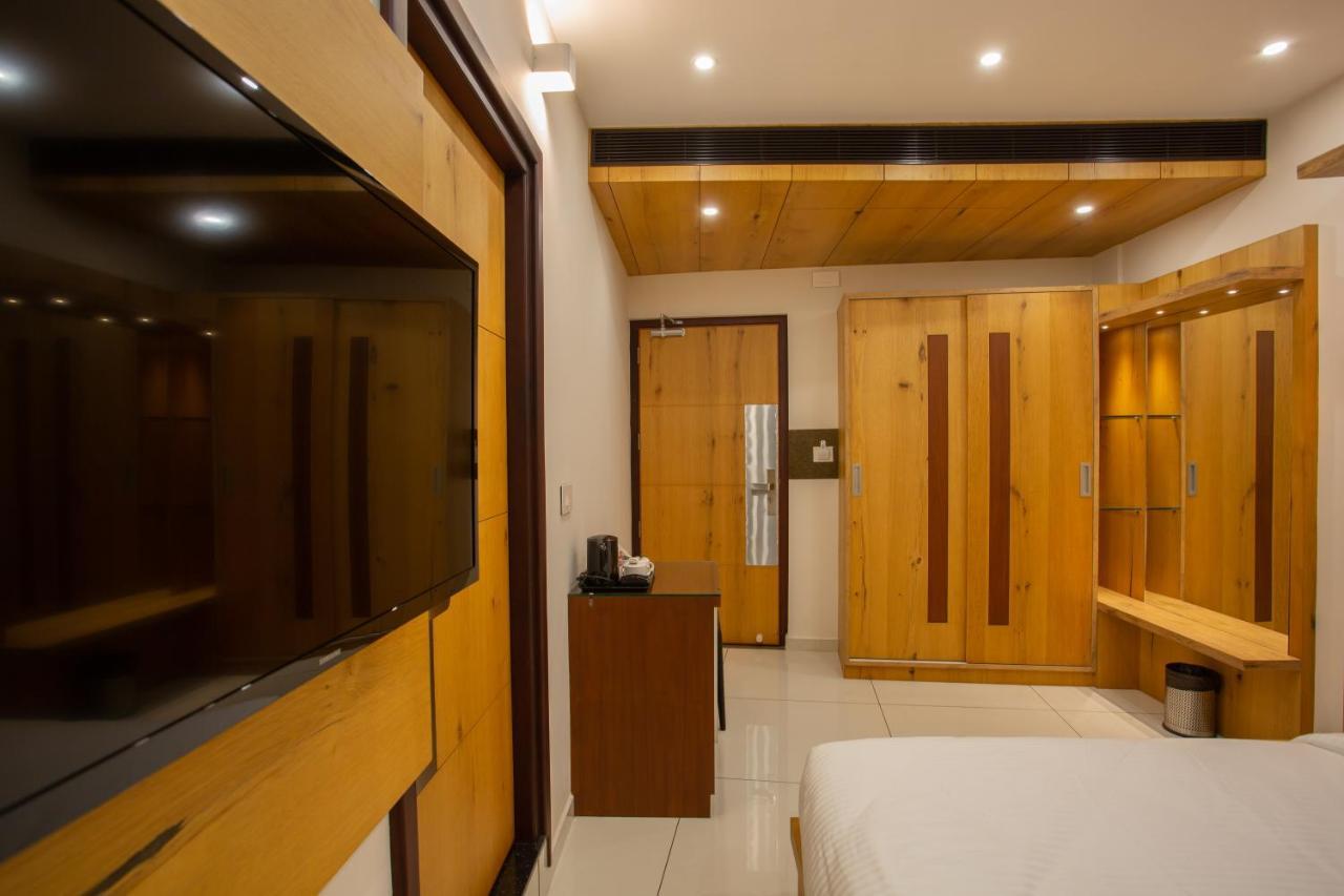 Hasco Tower Hotel Palakkad Exterior photo