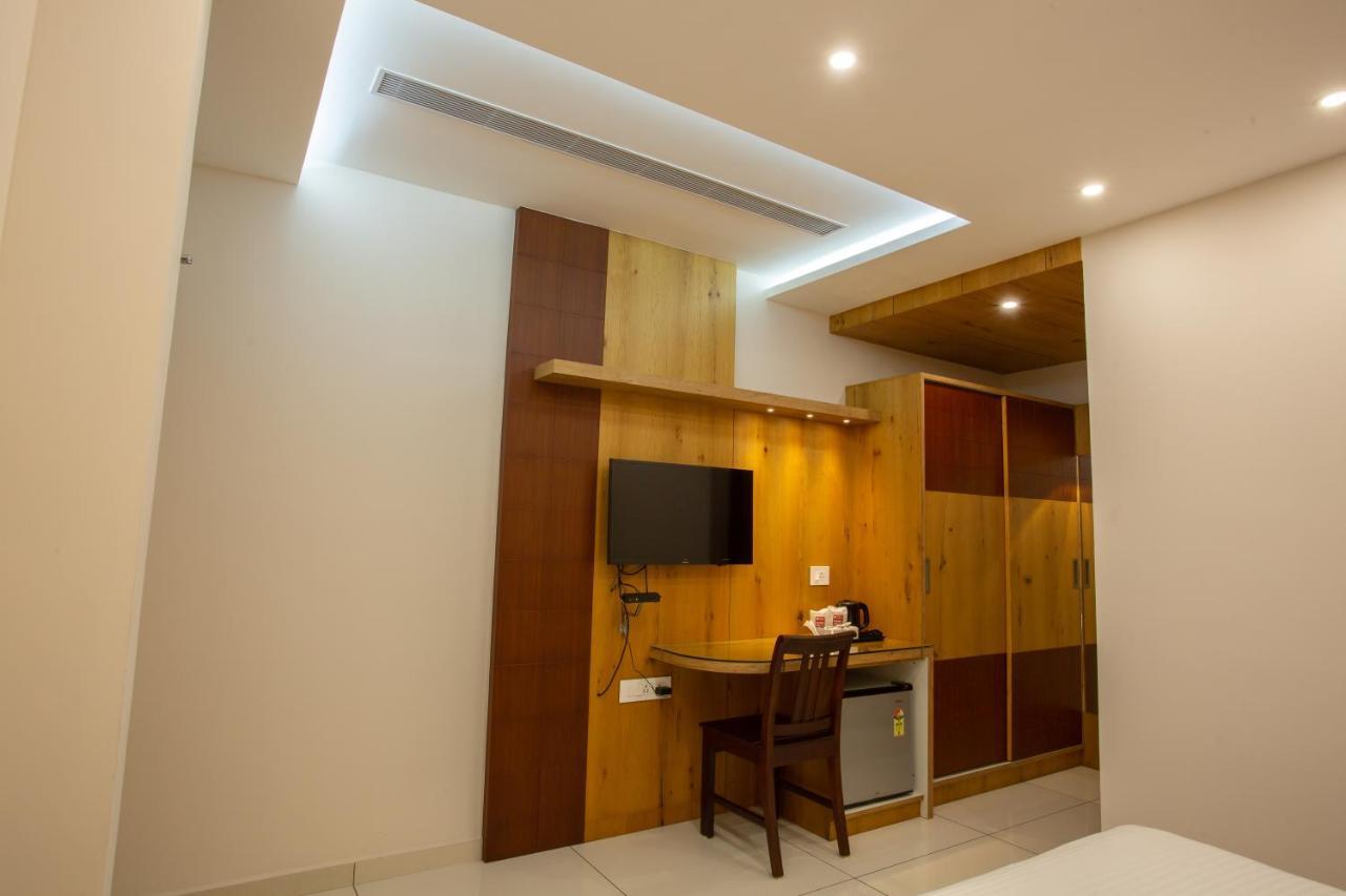 Hasco Tower Hotel Palakkad Exterior photo